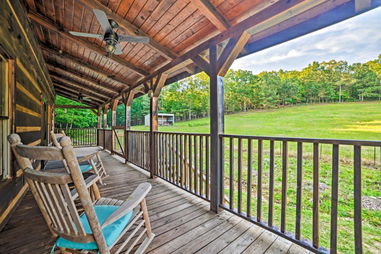 Quiet, Woodsy Retreat Deck And Kentucky Lake Access New Concord المظهر الخارجي الصورة