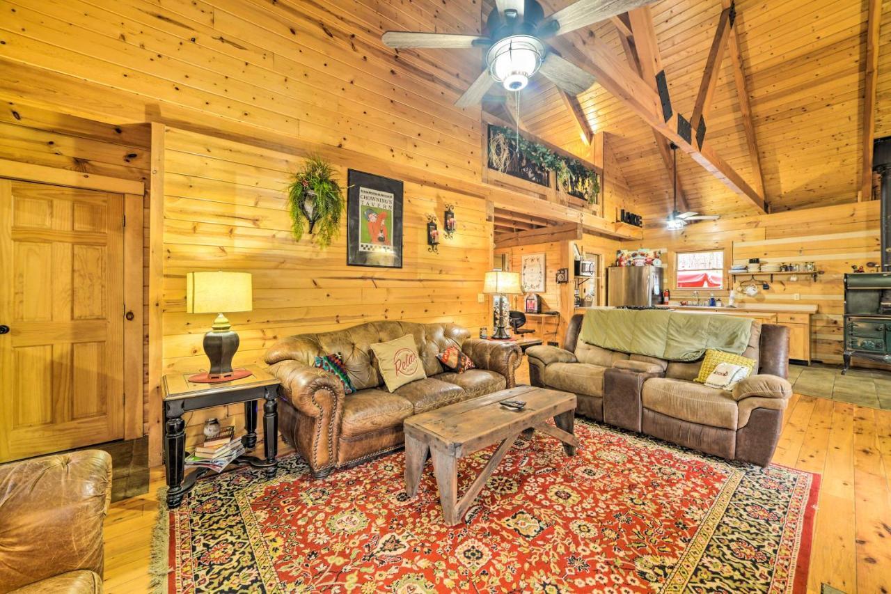 Quiet, Woodsy Retreat Deck And Kentucky Lake Access New Concord المظهر الخارجي الصورة