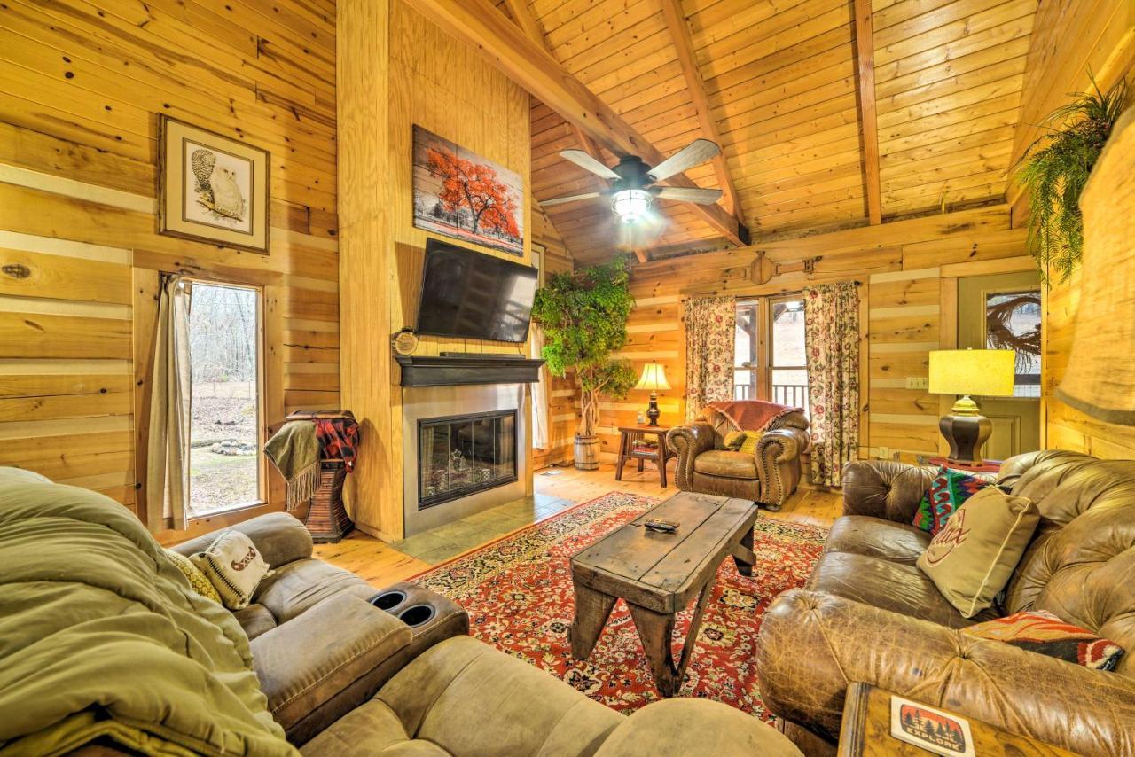 Quiet, Woodsy Retreat Deck And Kentucky Lake Access New Concord المظهر الخارجي الصورة